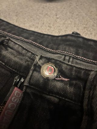 Pantalón Dsquared2 Roto Y2K  negro talla 42