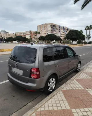 Volkswagen Touran 2009
