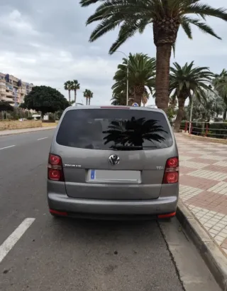 Volkswagen Touran 2009