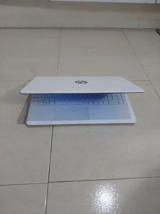 Ordenador Portátil HP Blanco