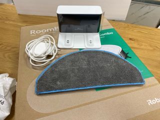 Robot aspirador Roomba Combo Essential