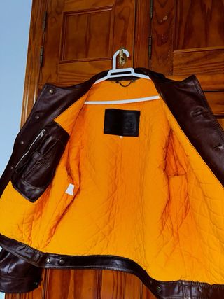 Cazadora de piel Royal Eagle marrón