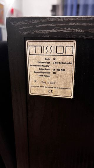 Equipo musica Hifi Akai 60W,Mueble, altavoces 100W