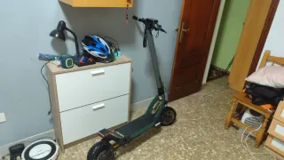 Patinete Eléctrico Verde Oscuro cecotec