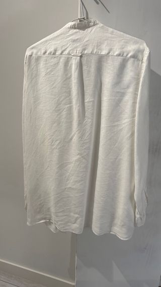 Camisa blanca de lino