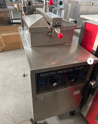 FREIDORAS A PRESION 624792021