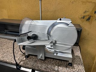Cortadora de fiambre profesional