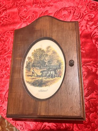 Curioso Mueble antiguo portallaves madera antigua