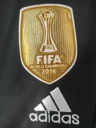 Camiseta RM Negra Manga Larga CR7 Talla L