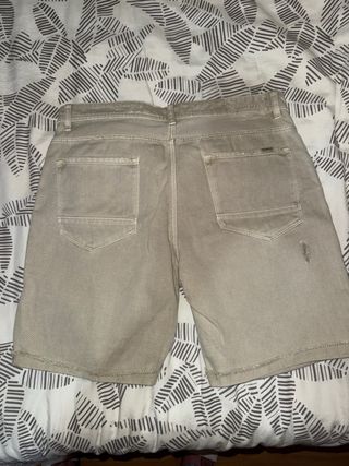 Pantalones cortos Pull&Bear desgastados Talla M