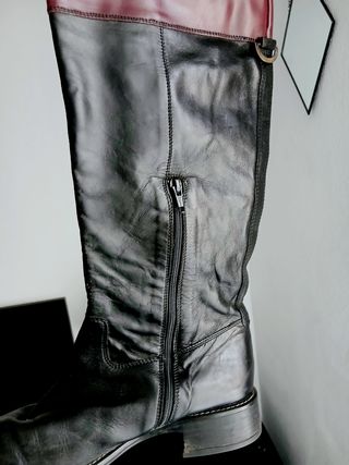 Botas altas piel auténtica negras y granates
