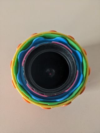 Torre de cubos de colores Ikea