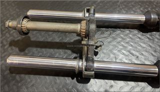 Horquilla Suspensión delantera barras y tija Suzuk