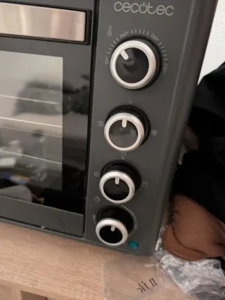 Horno Cecotec pequeño