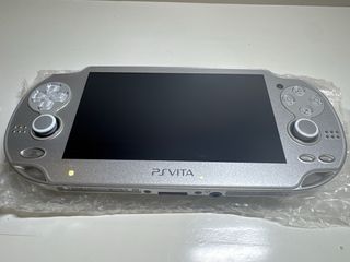 PS Vita Ice Silver (PCH-1000) Wifi - Modelo Japón