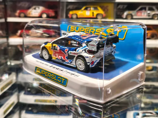Superslot H4569 Ford Puma Rally Montecarlo