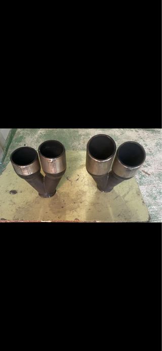 Colas de escape universales