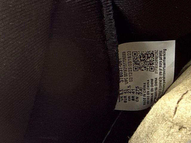 Jordan 11 Zapatillas Negras y Rojas