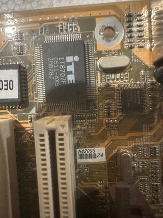 119- DFI 661fx-mlv Sis 661fx Pentium 4