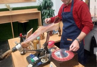 Ofrezco servicio de cortador de jamón