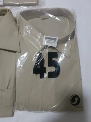 Camisas militares beige talla 37, 41 y 45