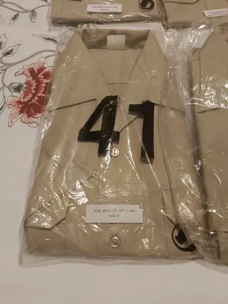 Camisas militares beige talla 37, 41 y 45