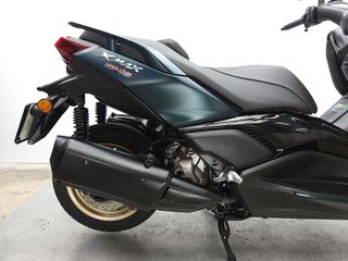 YAMAHA X-MAX 300 TECH MAX 2023 5032 kms.