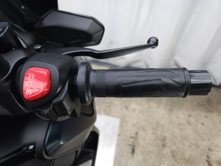YAMAHA X-MAX 300 TECH MAX 2023 5032 kms.