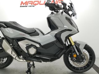 HONDA X-ADV 2022 7966 kms.