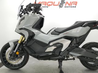 HONDA X-ADV 2022 7966 kms.