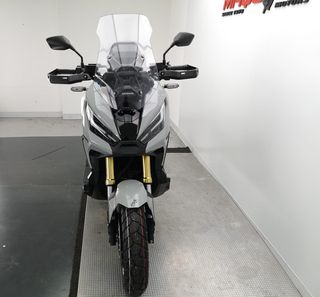 HONDA X-ADV 2022 7966 kms.