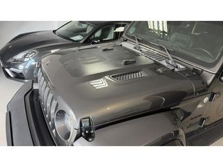 Jeep Wrangler 2.0T GME Sahara 8ATX 199 kW (270 CV)