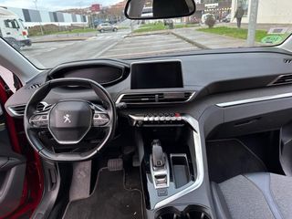 PEUGEOT 3008 130CV AUTOMÁTICO