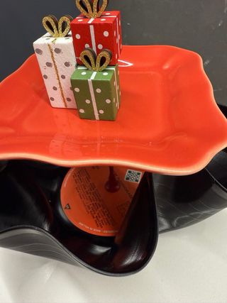 Bandeja Decorativa Vinil e Metal Vermelha