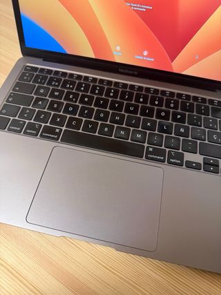 MacBook Air i5 2020 16GB RAM 256GB Gris Espacial