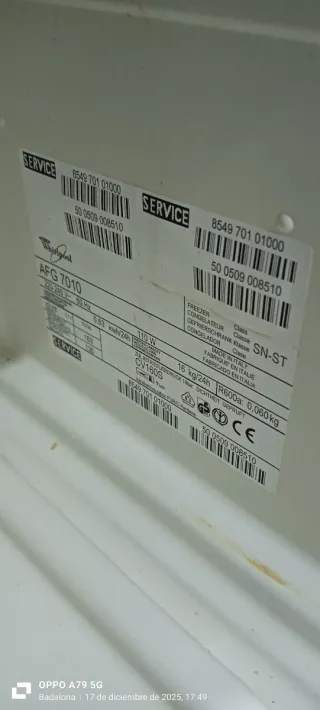 Congelador Vertical WHIRLPOOL  119 x 60 x 60