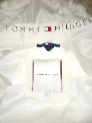 Abrigo blanco niña con capucha