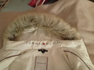 Abrigo blanco niña con capucha