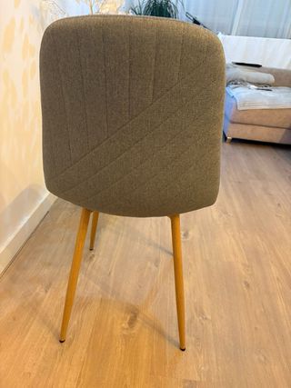 4 Sillas de Comedor Tapizadas