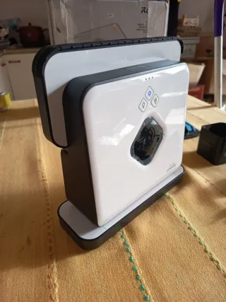 Robot Fregasuelos iRobot Braava 390t