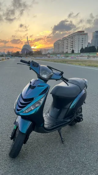 Piaggio Zip Azul