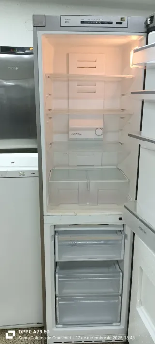 Nevera Combi Siemens No Frost energía A+