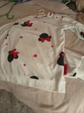 Pijama niña Minnie Mouse blanco y rojo