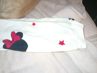 Pijama niña Minnie Mouse blanco y rojo