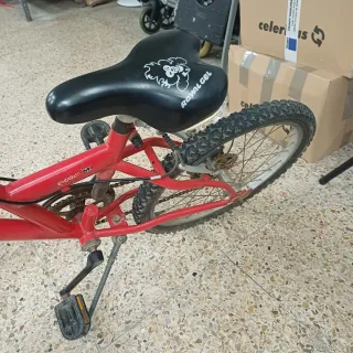 Bicicleta roja