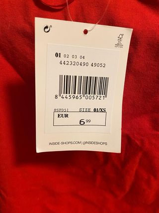 Top rojo asimétrico