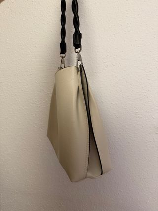 Bolso Parfois / con asa tenzada negra casual