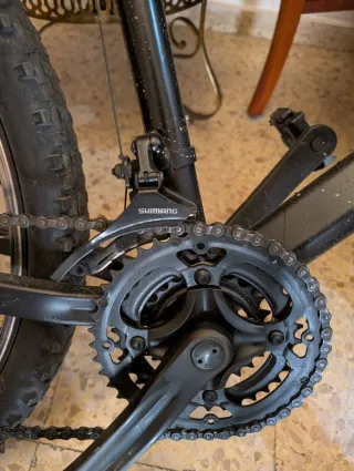 Bicicleta negra para adulto en buen estado precio