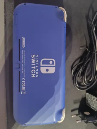 Nintendo Switch Lite azul + Animal Crossing