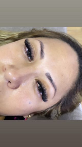 Realza tu mirada | Cejas- Pestañas - Faciales